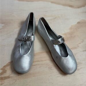 REFORMATION Silver Mary Jane Ballet Flats Size 6.5